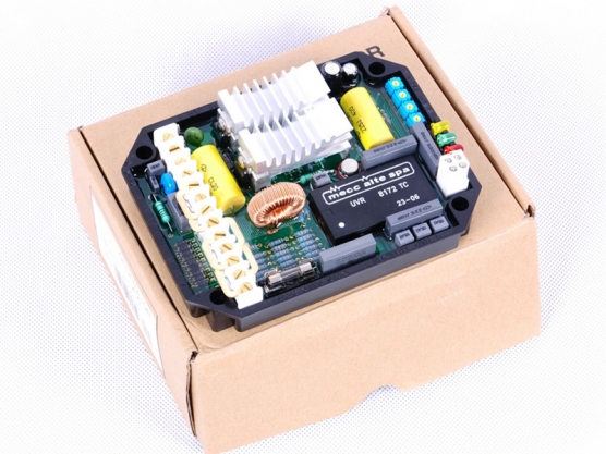 브러시리스 발전기 부품 